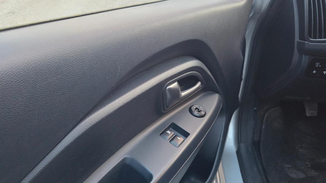 Kia Rio 1.1 CRDi 5p. Uni pro