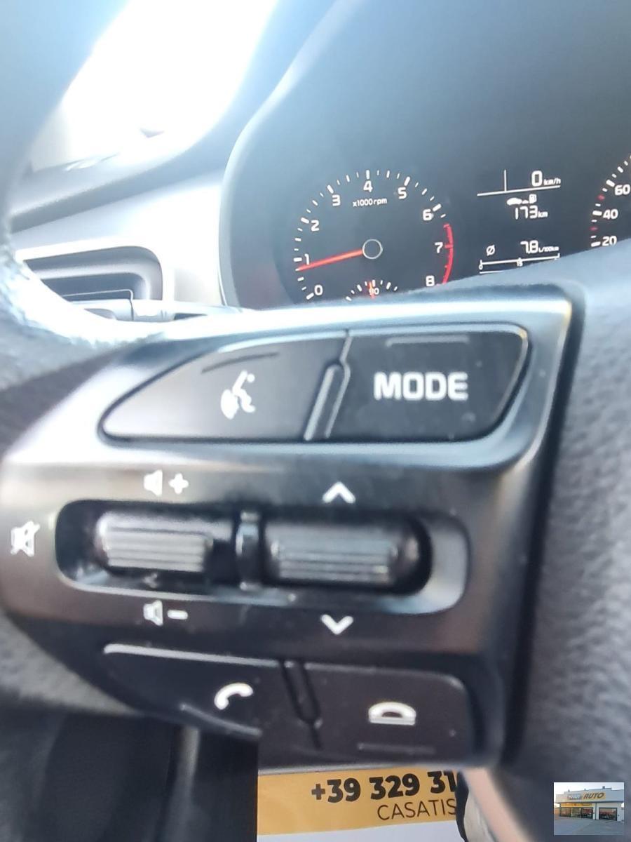 KIA Stonic 1.2 Benzina-Neopatentati-Anno 2022