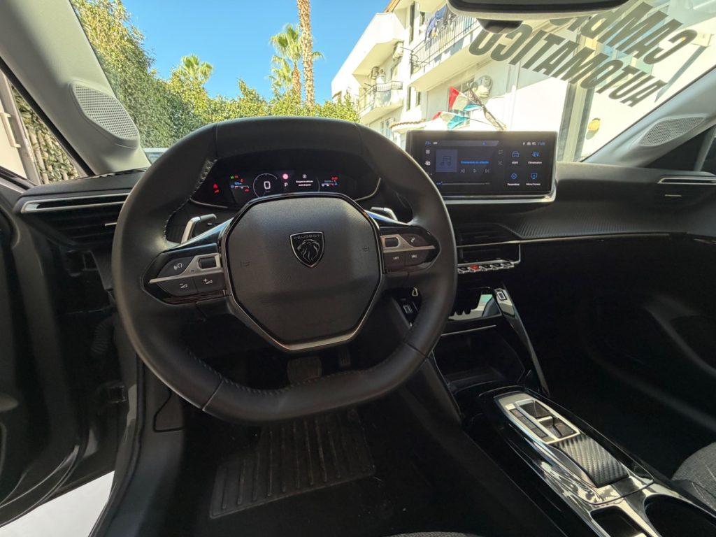 Peugeot 208 Hybrid 110 e-DCS6 Allure da €199,00 mensili