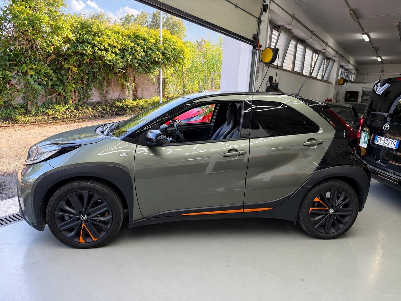Toyota Aygo X 1.0 LIMITED VVT-i 72 CV 5 porte FULL OPTIONAL