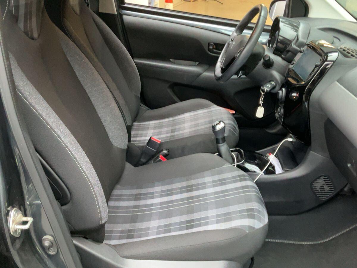 Peugeot 108 VTi 72 STYLE TOP