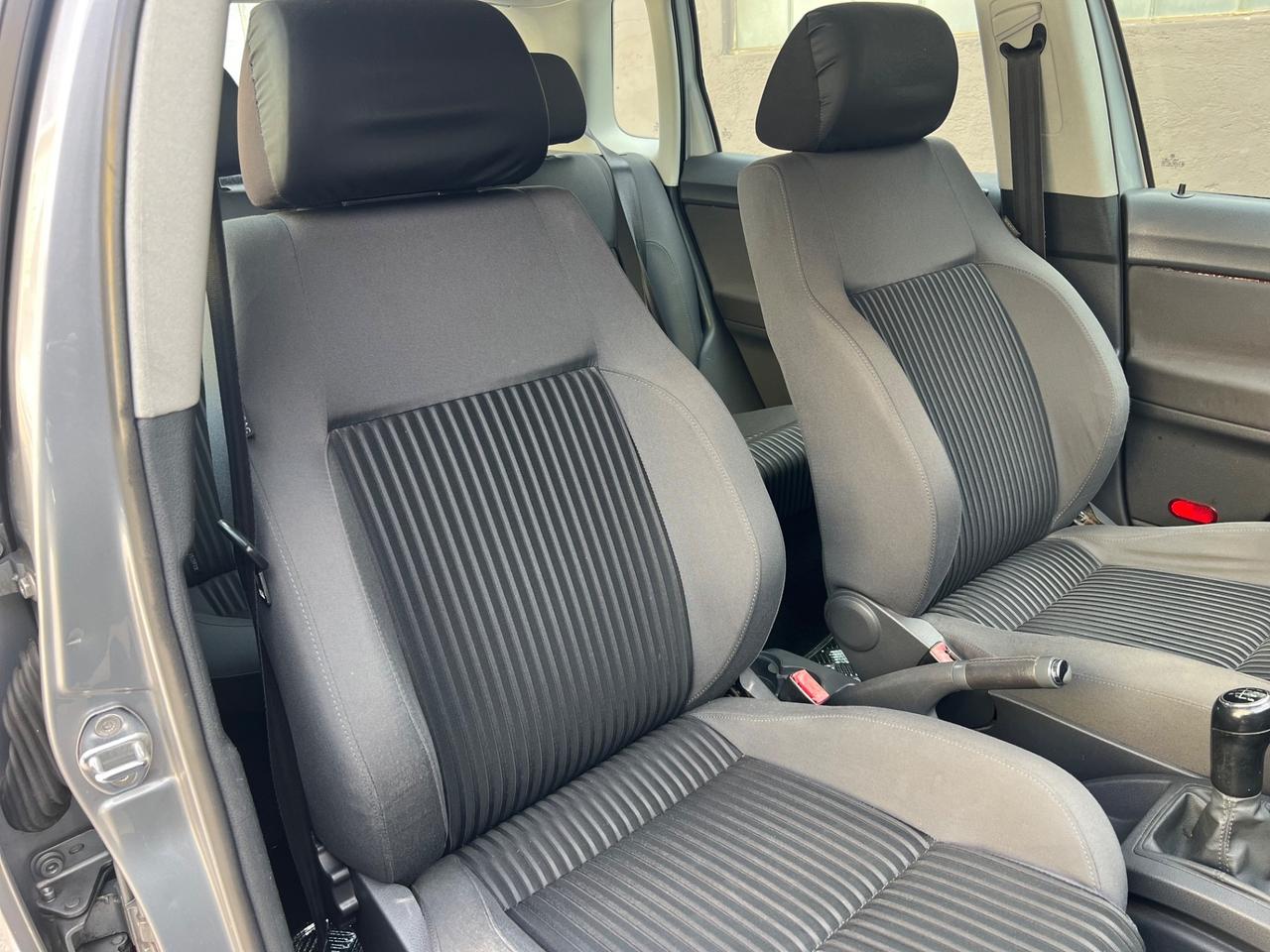 Volkswagen Polo 1.4 benz per NEOP - Garanzia 12 Mesi