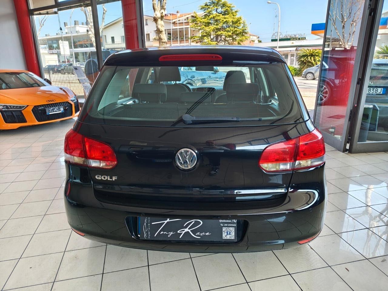 Volkswagen Golf 1.4 5 PORTE METANO
