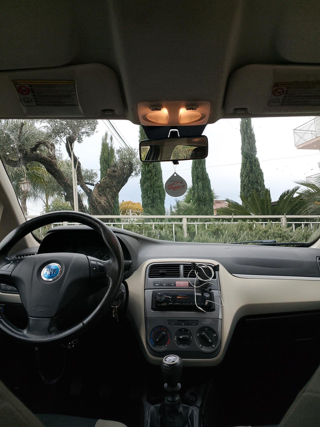 Fiat Grande Punto 1.4 benzina GPL