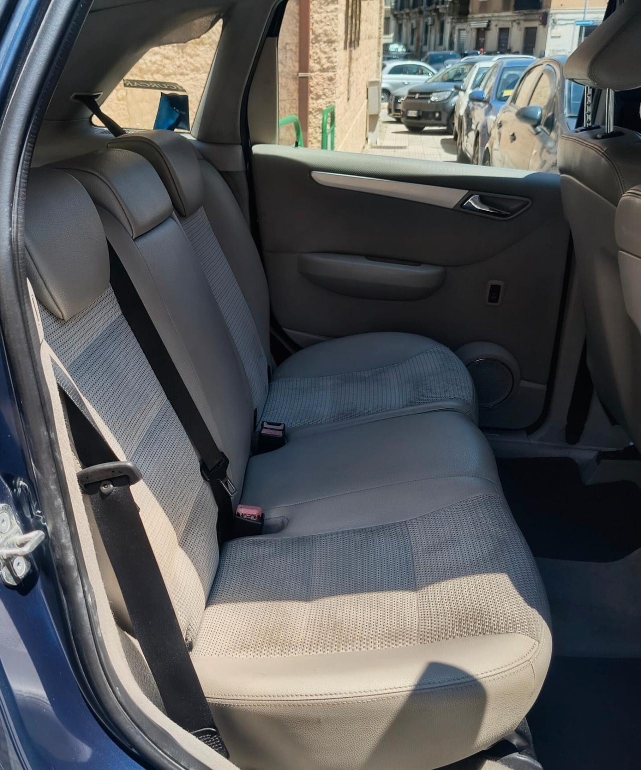 Mercedes-benz B 200 CDI Chrome