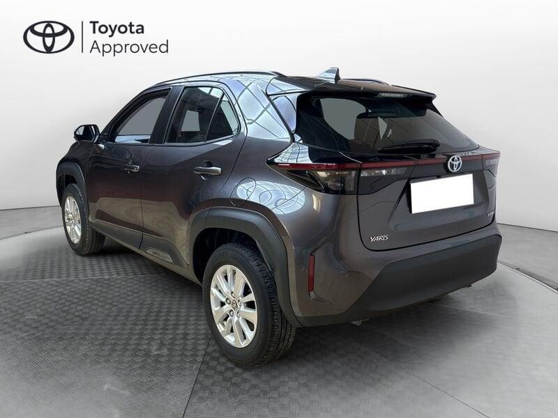 Toyota Yaris Cross 1.5h Active fwd 116 CV e-cvt