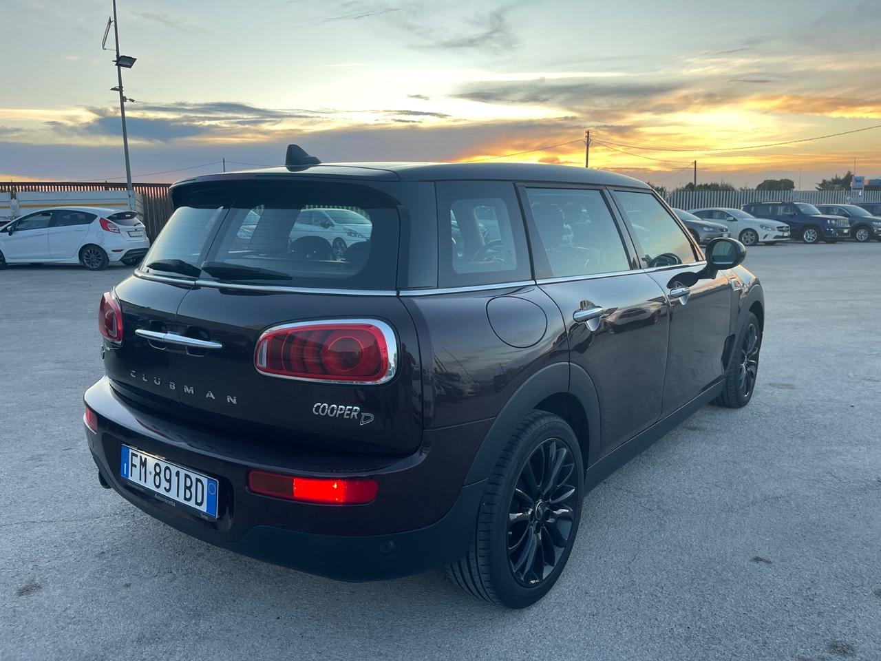 MINI CLUBMAN 2.0D 150CV AUT HYPE FULL LED MY17