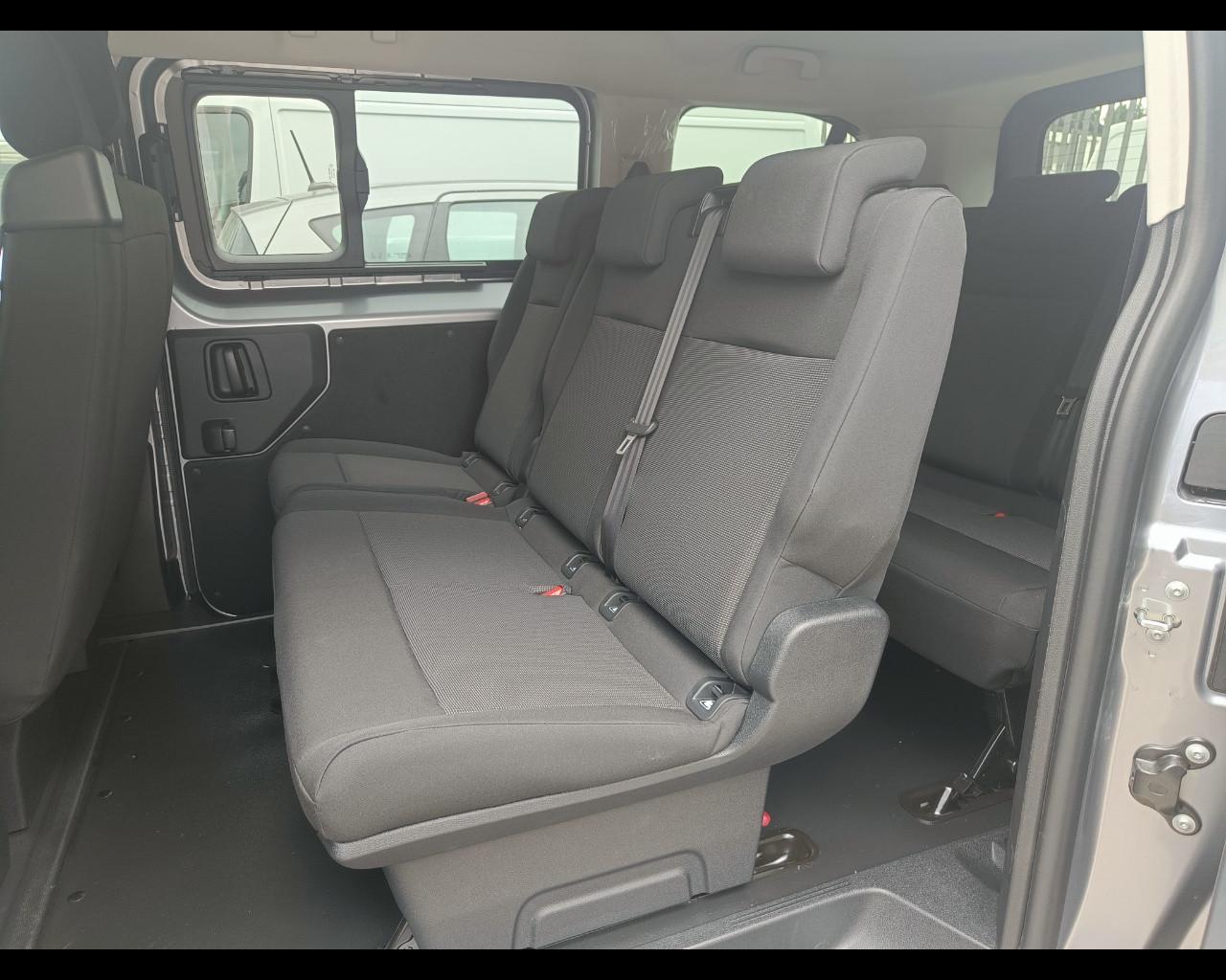 OPEL Vivaro Life Combi 2.0 BlueHDi 180 Lunghezza Media
