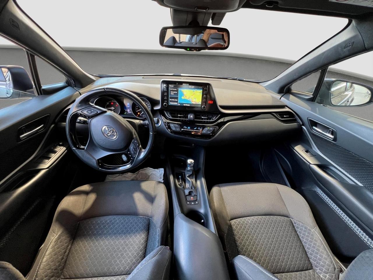 Toyota C-HR 1.8 Hybrid E-CVT Business