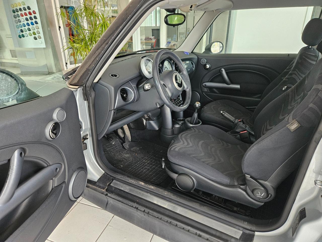 Mini 1.4 tdi One D De Luxe