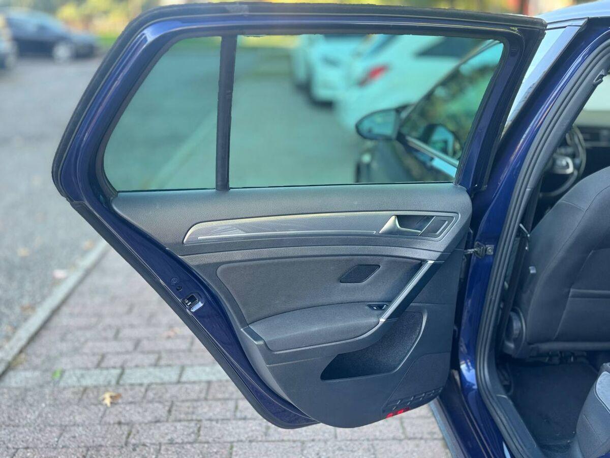 Volkswagen Golf 1.5 tsi Sport 150cv dsg