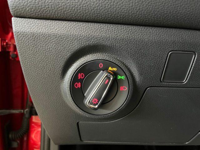SEAT Arona 1.0 TGI FR FULL LED/NAVI/TELECAM/PARK/UNICO PROP.