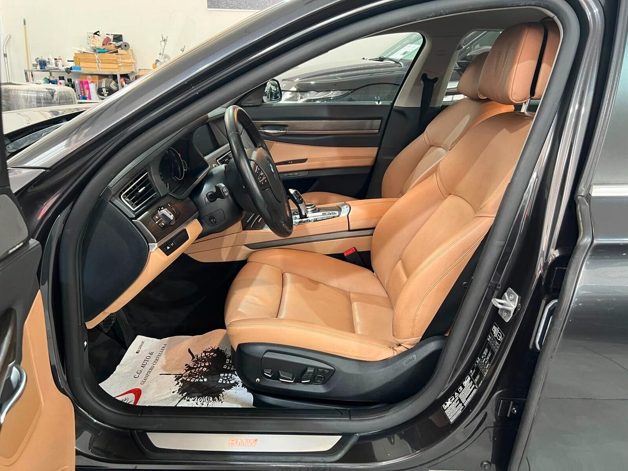 Bmw 730d Futura 258 cv 2014