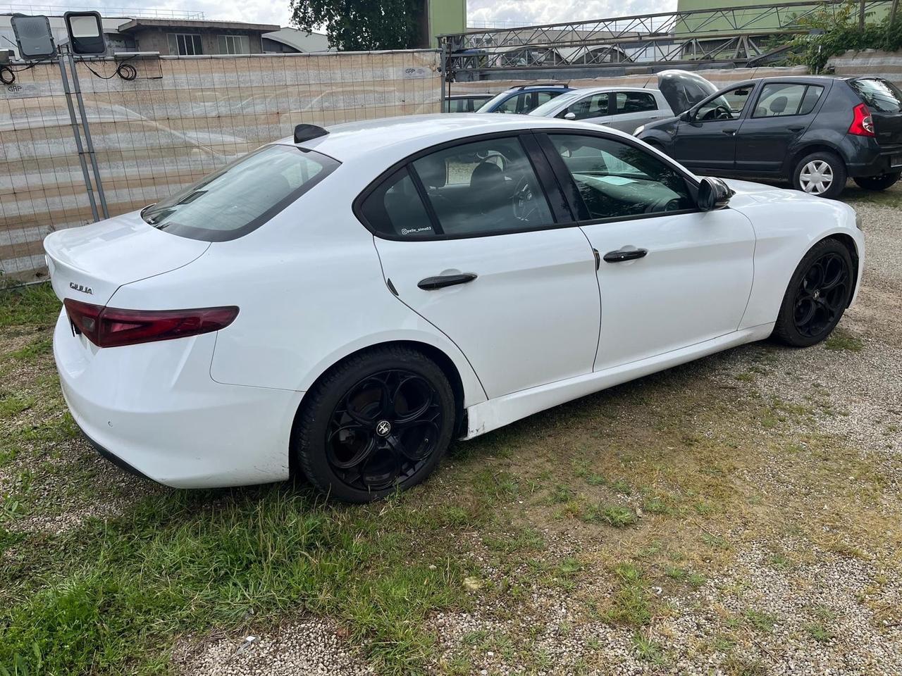 Alfa Romeo Giulia 2.2 Turbodiesel 150 CV AT8 Business