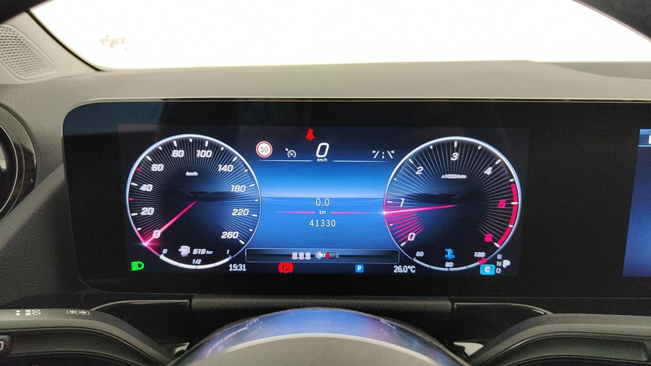 Mercedes-Benz GLA 180 d Advanced auto