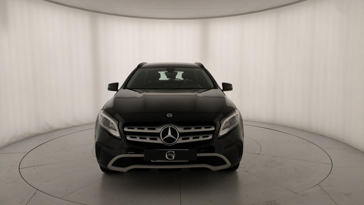 Mercedes-Benz GLA-X156 2017 - GLA 200 d Business auto
