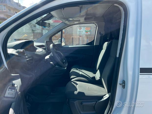 Peugeot Partner furgone euro 6b