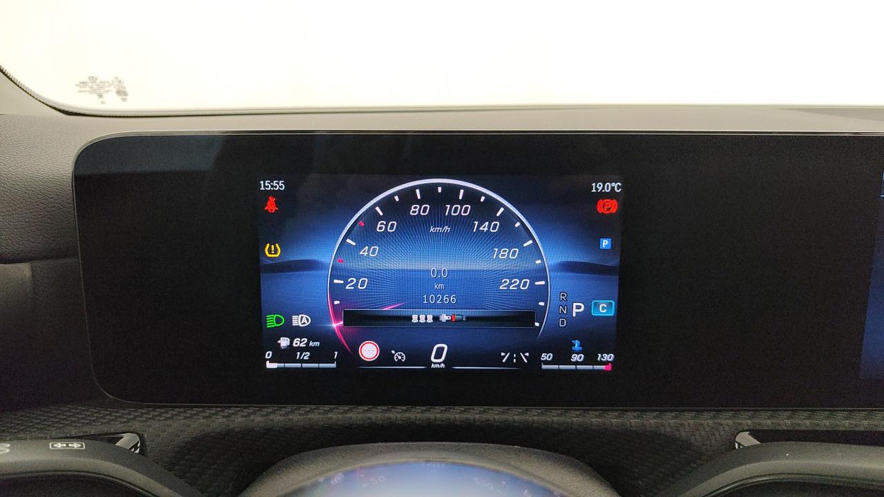 Mercedes-Benz CLA Shooting Brake 180 d Advanced auto