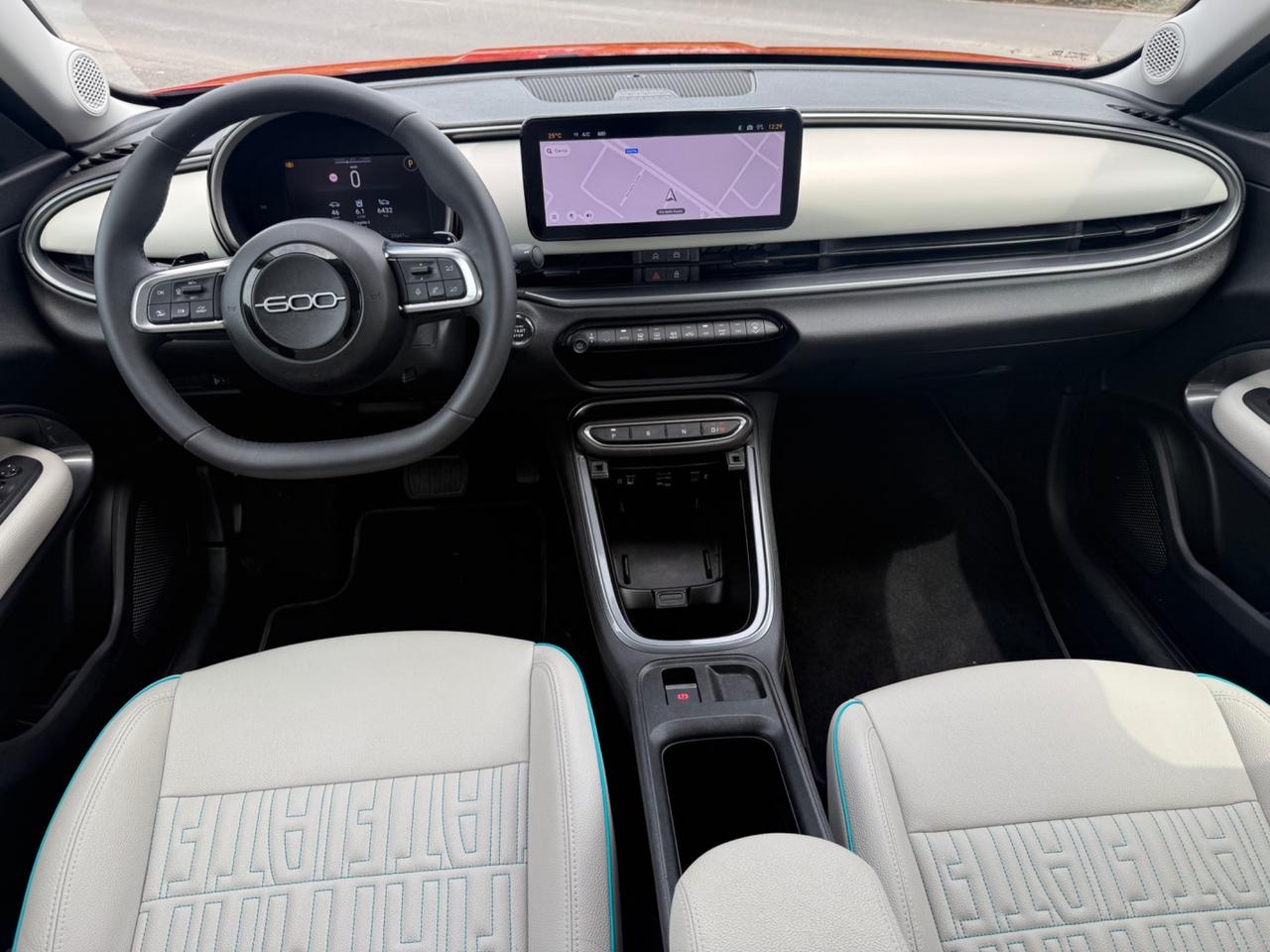 Fiat 600 Hybrid 110cv DCT MHEV La Prima