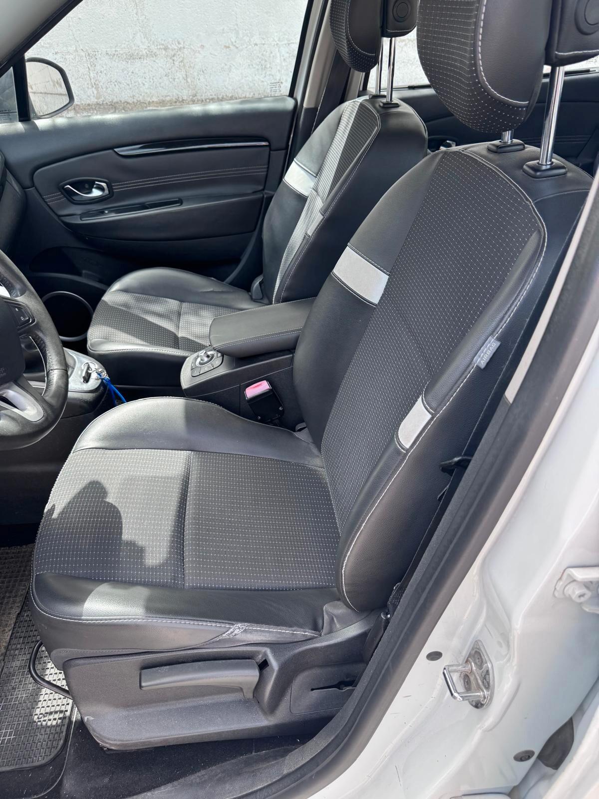 Renault Scenic Scénic X-Mod 1.5 dCi 110CV Dynamique