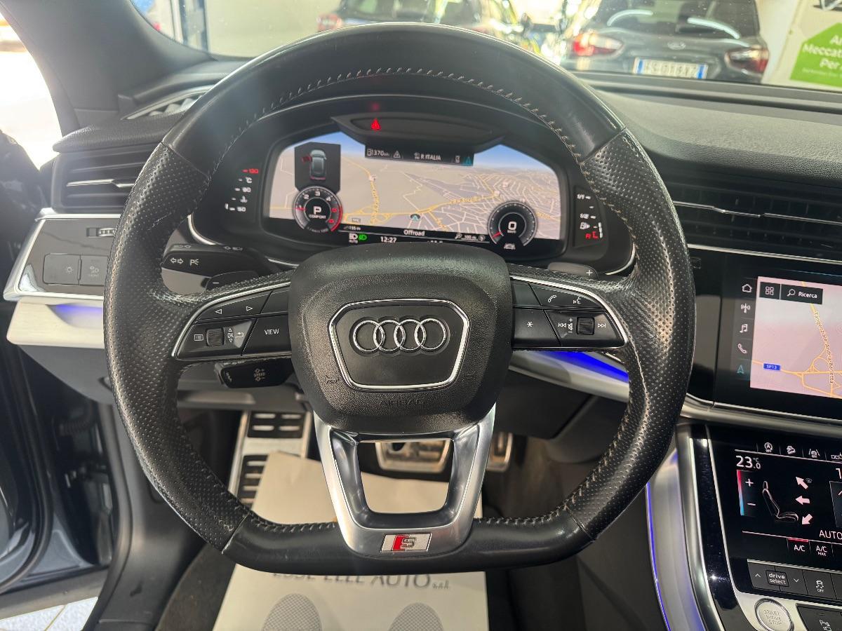 AUDI Q8 50 TDI 286 CV quattro S-Line TETTO/ LUCI AMBIENT
