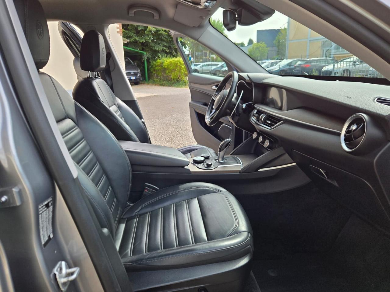 Alfa Romeo Stelvio 2.0 Turbo 280 CV Q4 First Edition