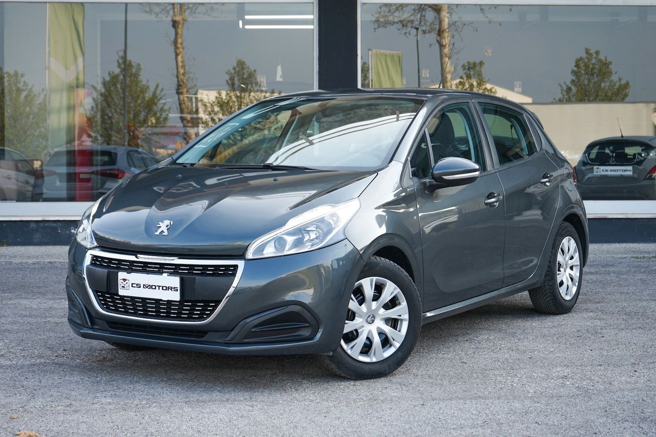 PEUGEOT 208 diesel 5 porte navi x neopatentati