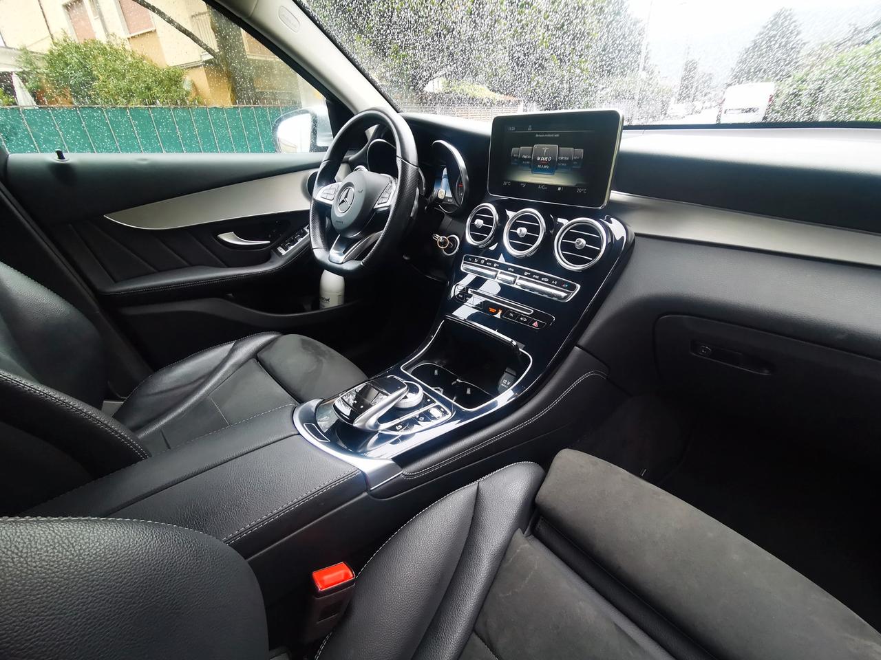 MERCEDES-BENZ GLC 250D 4MATIC- AMI PACK-