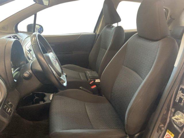 TOYOTA Yaris 1.3 5 porte Active