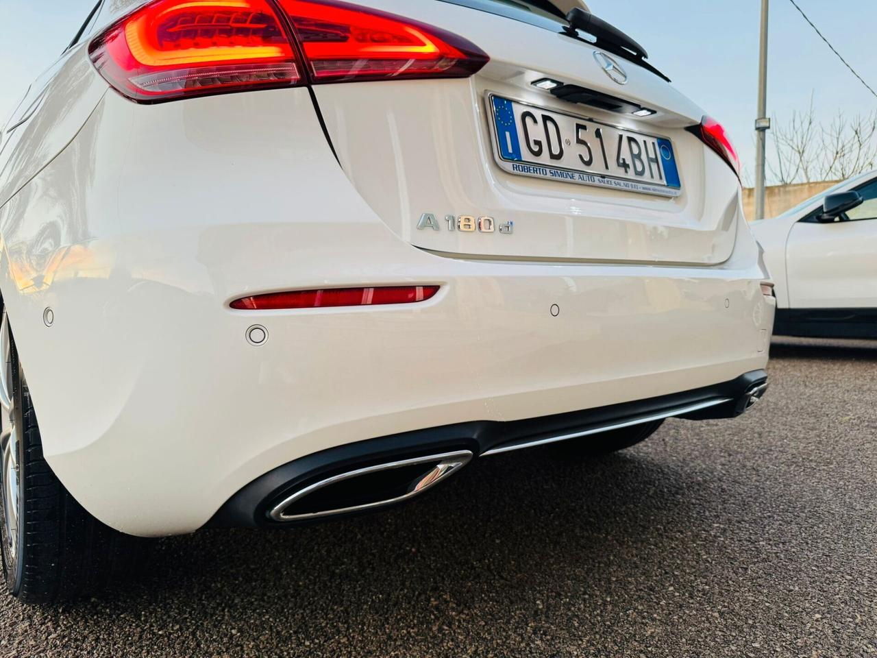 Mercedes-benz A 180d Automatic Sport Plus Led Ambient