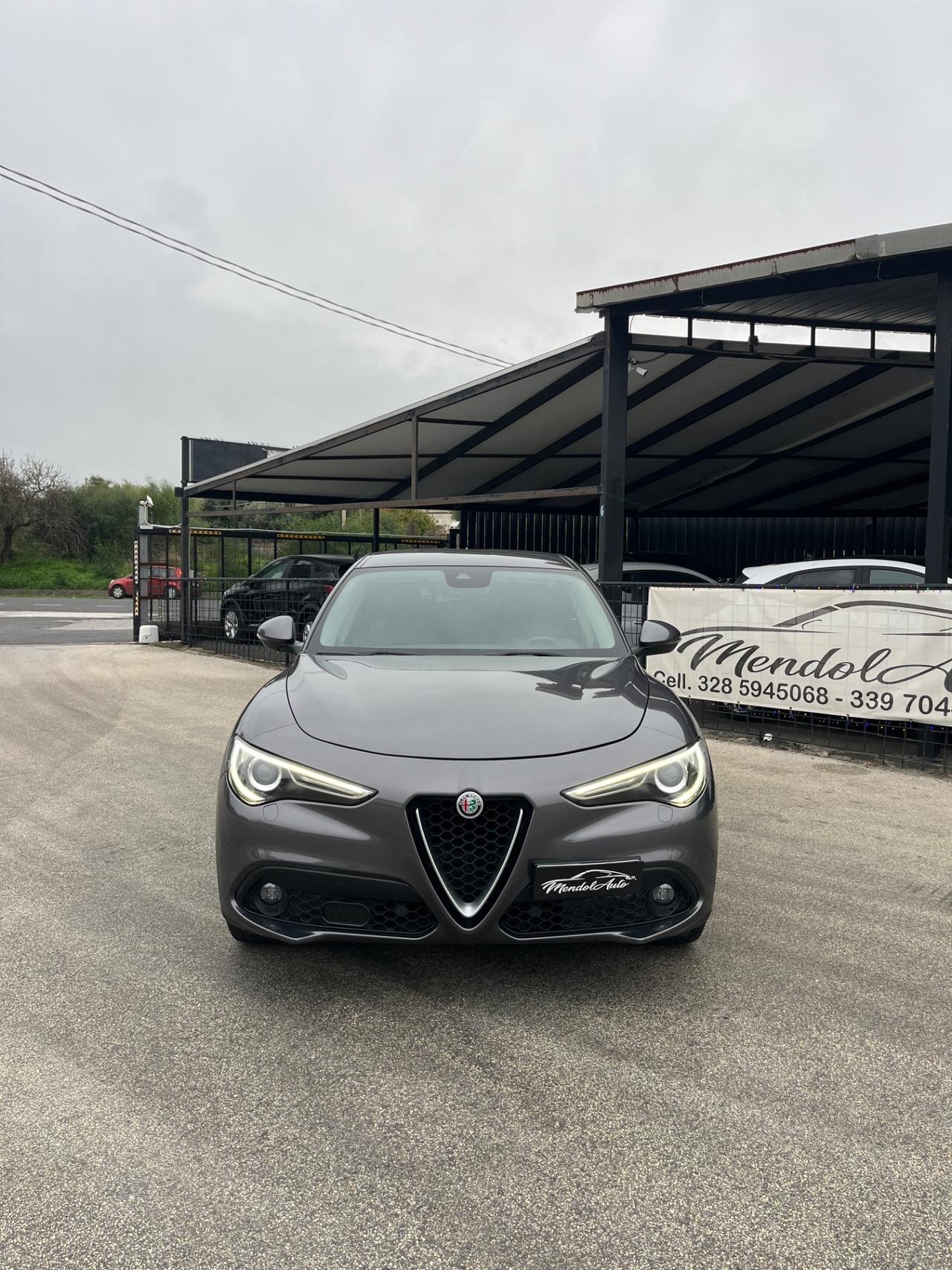 Alfa Romeo Stelvio 2.2 Turbodiesel 180 CV AT8 RWD Executive