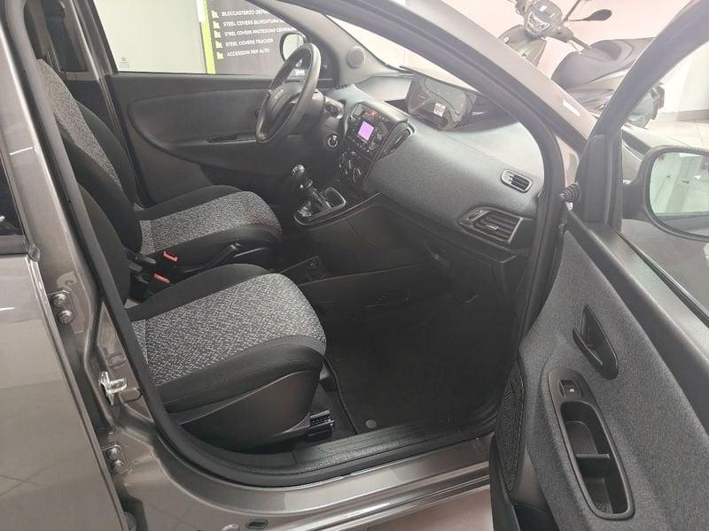 Lancia Ypsilon Ypsilon 1.2 69 CV 5 porte GPL Ecochic Elefantino