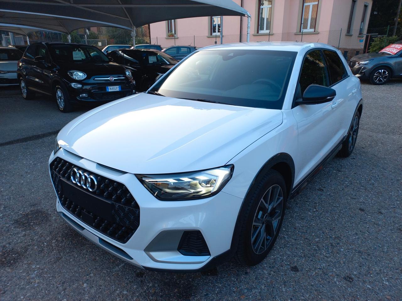 Audi A1 allstreet 25 TFSI Admired