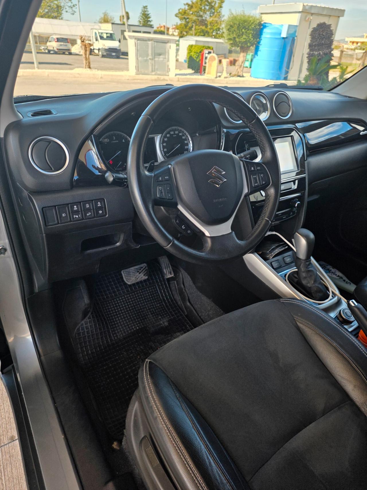 Suzuki Vitara 1.6 DDiS 4WD AllGrip DCT V-Top