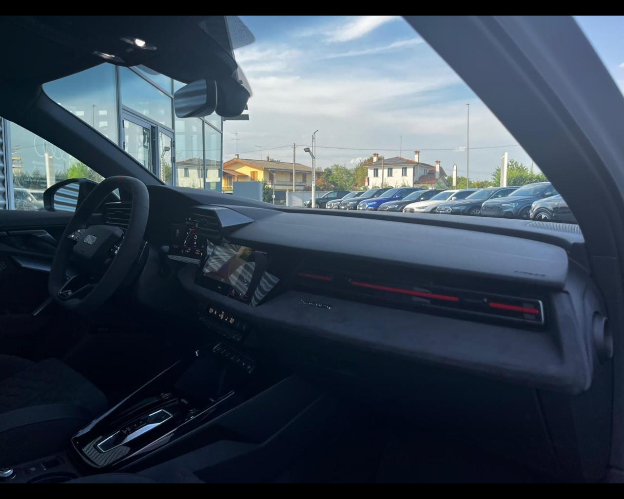 AUDI Audi RS 3 Sportback 294 kW S tronic