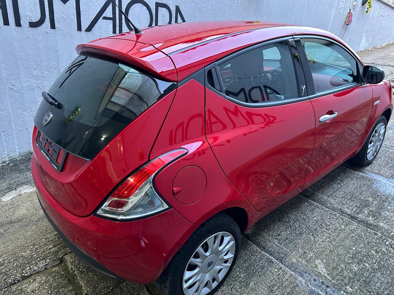 Lancia Ypsilon 1.3 MJT 16V 95 CV 5 porte S&S Elefantino