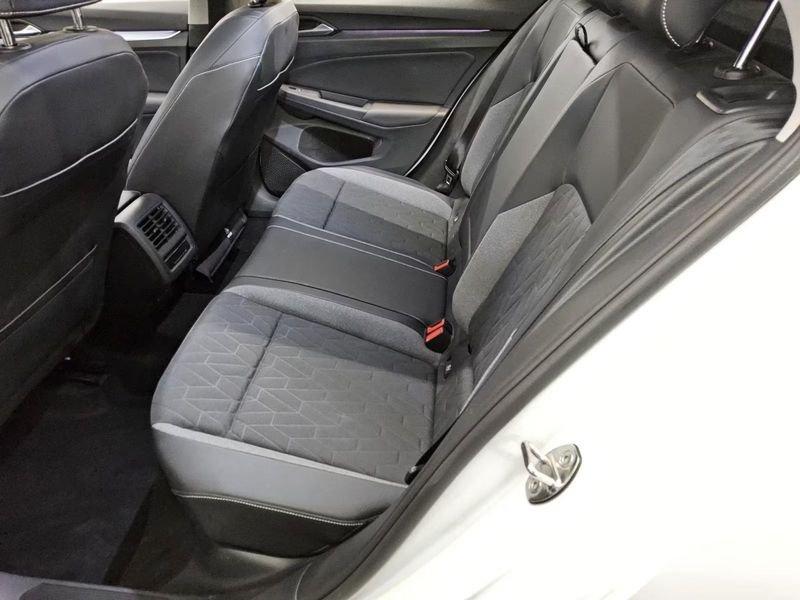 Volkswagen Golf 1.5 TSI ACT 110kW Life LED NAVI ACC