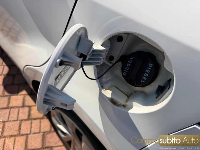 KIA Rio 1.1 CRDi 5p. Cool