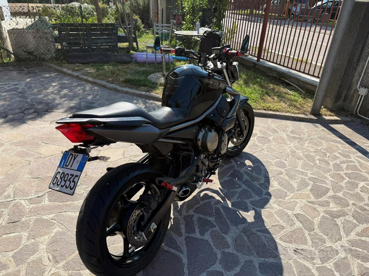 Yamaha XJ6