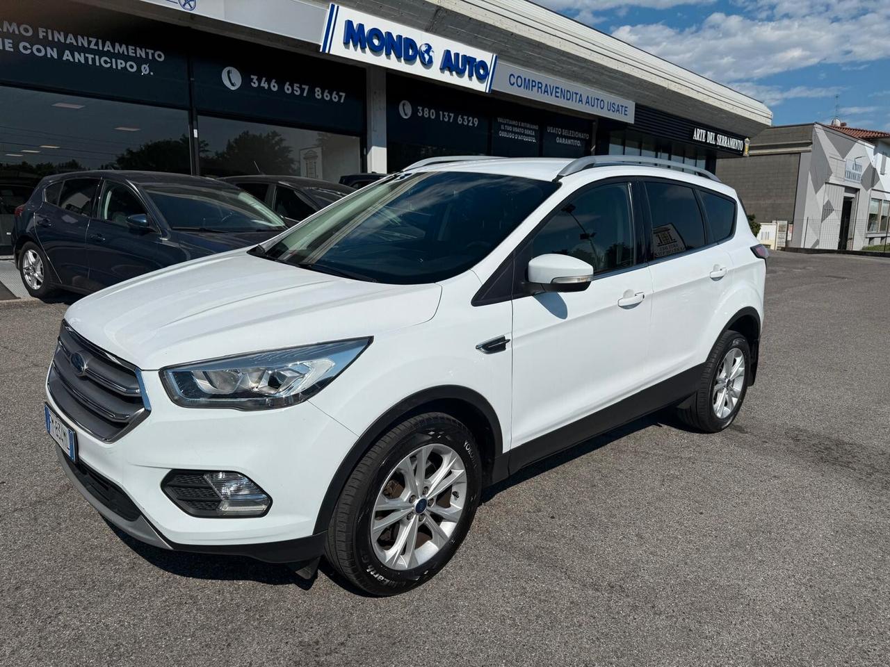 Ford Kuga 1.5 TDCI 120 CV S&S 2WD Titanium