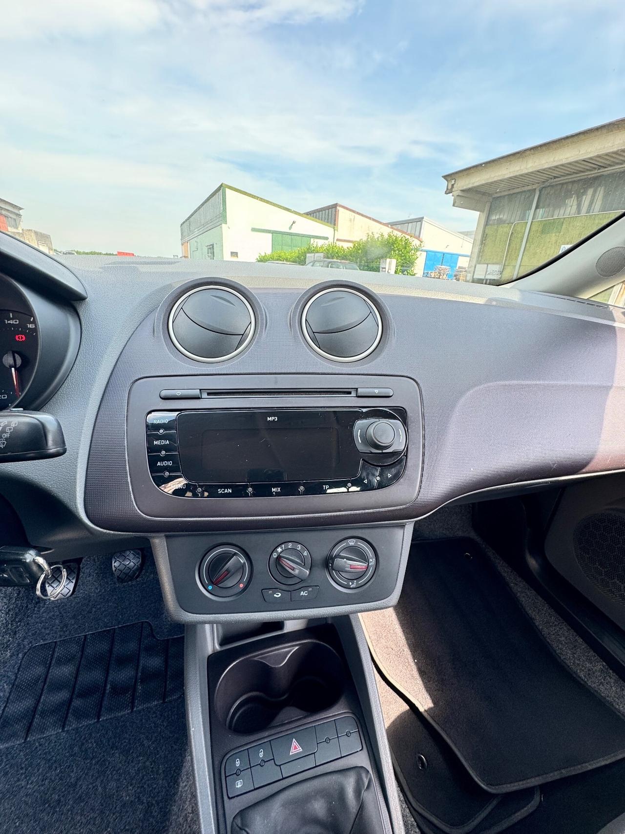 Seat Ibiza 1.2 70 Neopatentati