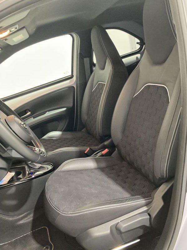 Toyota Aygo X 1.0B (72 CV) JBL Special Edition S-CVT