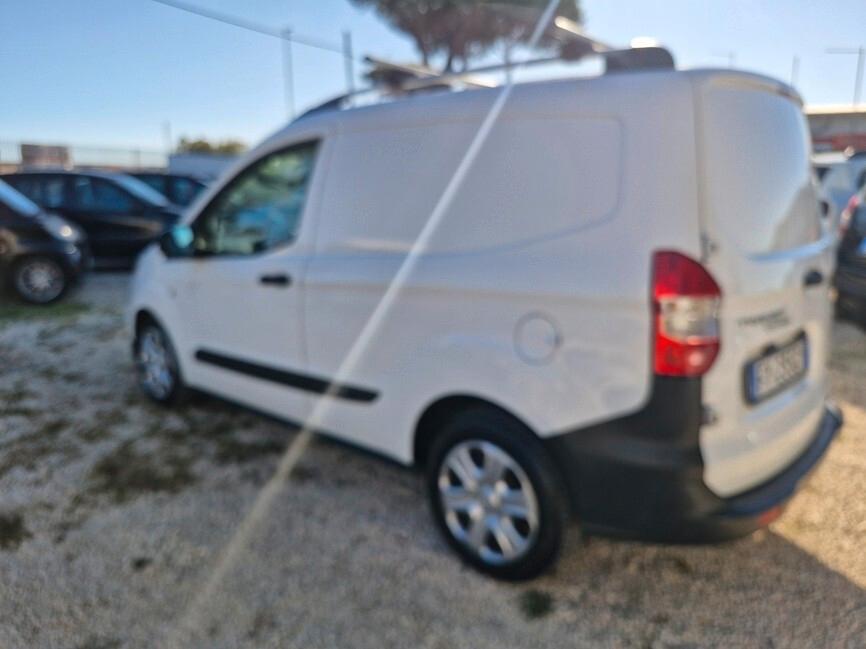 Ford Tourneo Courier 1.0 EcoBoost 100 CV Plus