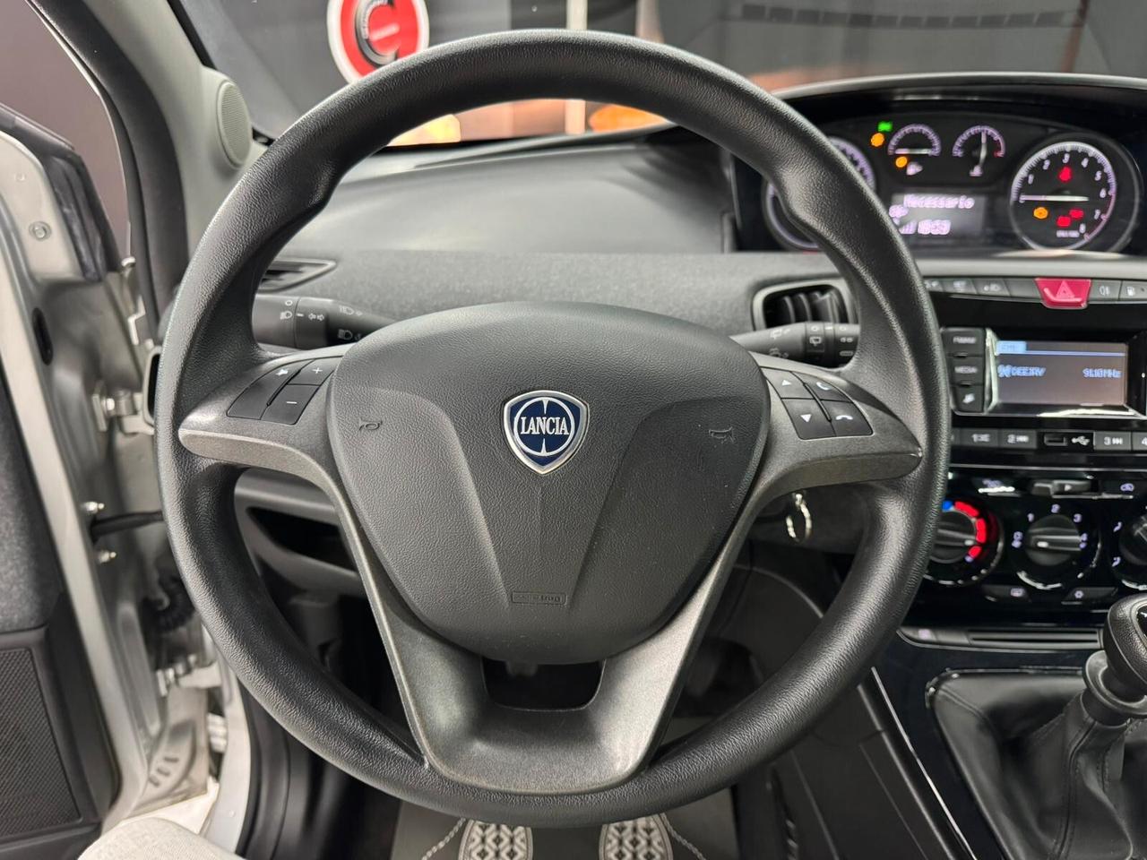 Lancia Ypsilon 1.2 69 CV 5 porte GPL Ecochic Gold