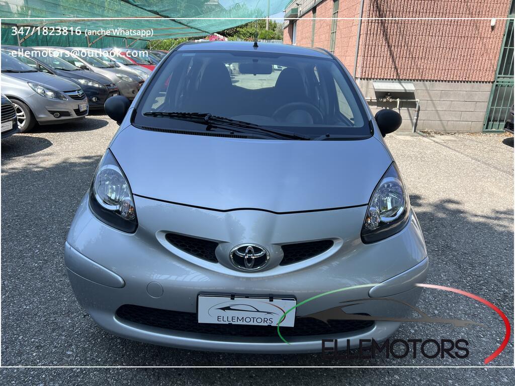 Toyota Aygo 5 Porte 1.0 VVT-i Now