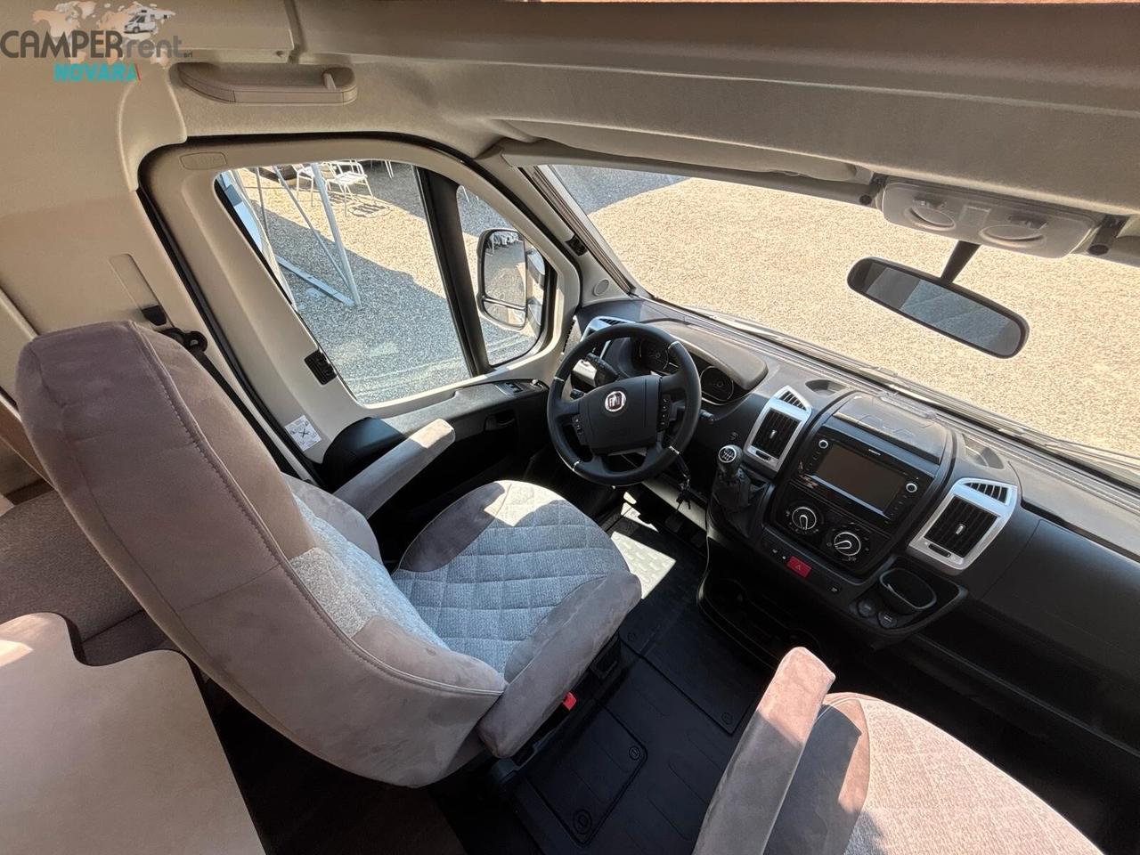 CARADO T447 EDITION 5 BY HYMER - SEMINTEGRALE CON LETTI GEMELLI IN CODA ED AMPIO GARAGE
