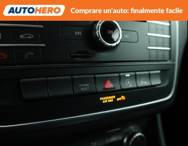 MERCEDES-BENZ GLA 180 d Automatic Sport