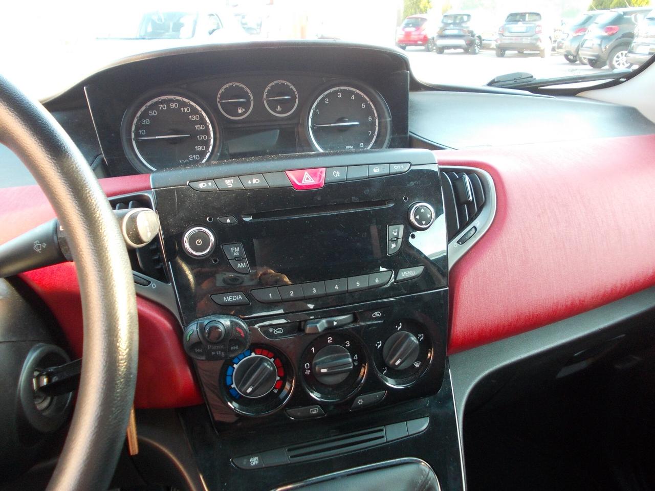 Lancia Ypsilon 1.2 69 CV 5 porte Platinum-KM55886