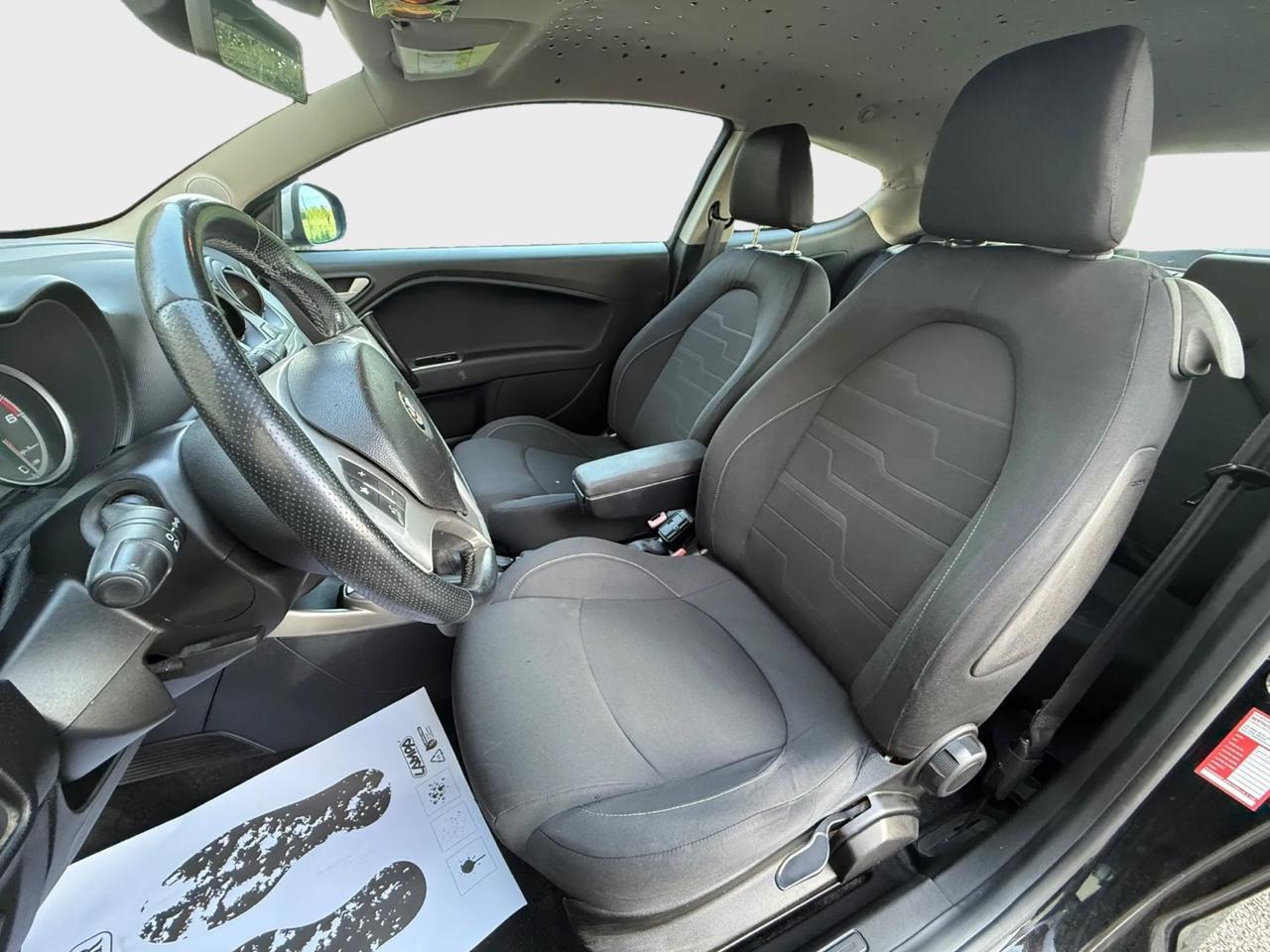 Alfa Romeo MiTo 1.3 JTD anno 2016 neo patentati