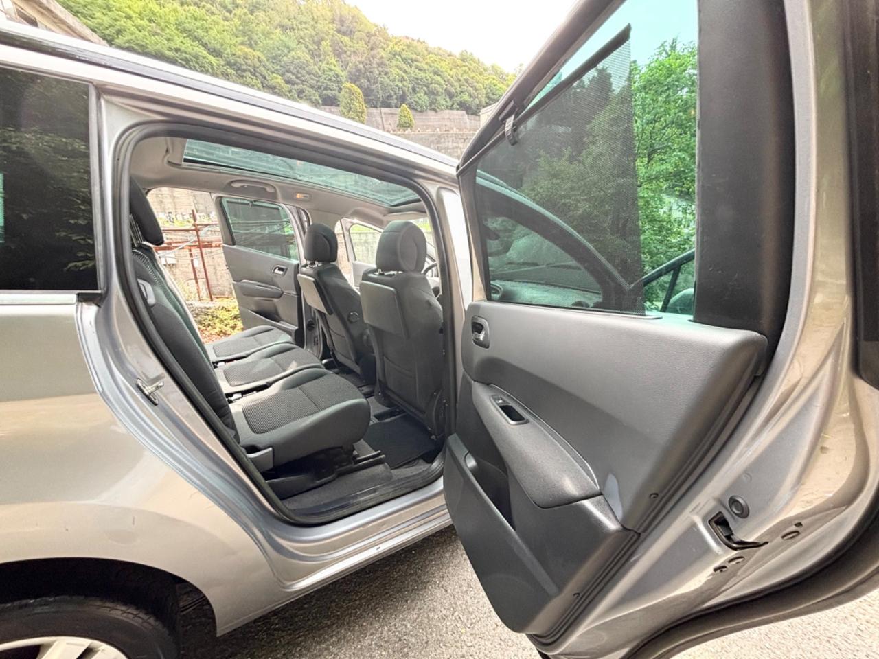 Peugeot 5008 2.0 HDi 150CV Allure